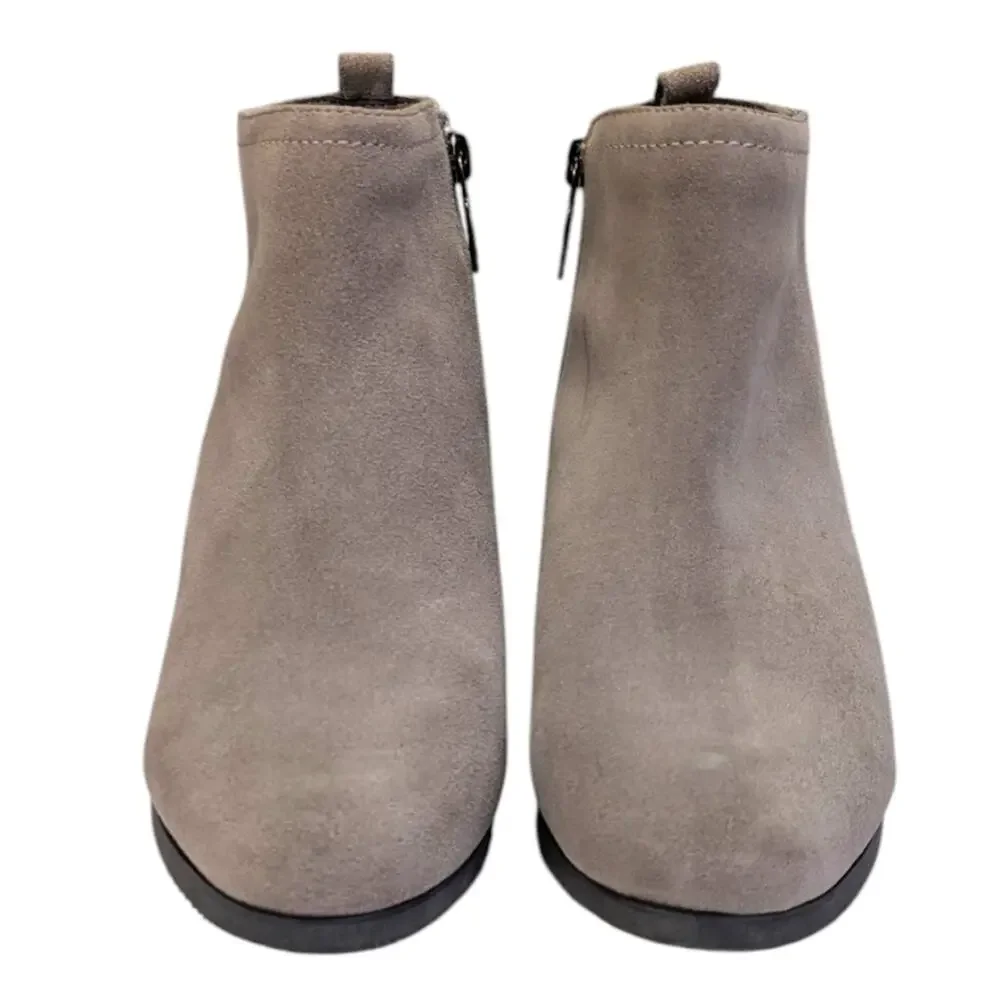 Aqua College Waterproof Ankle Boots EUC Size 8M   S3801